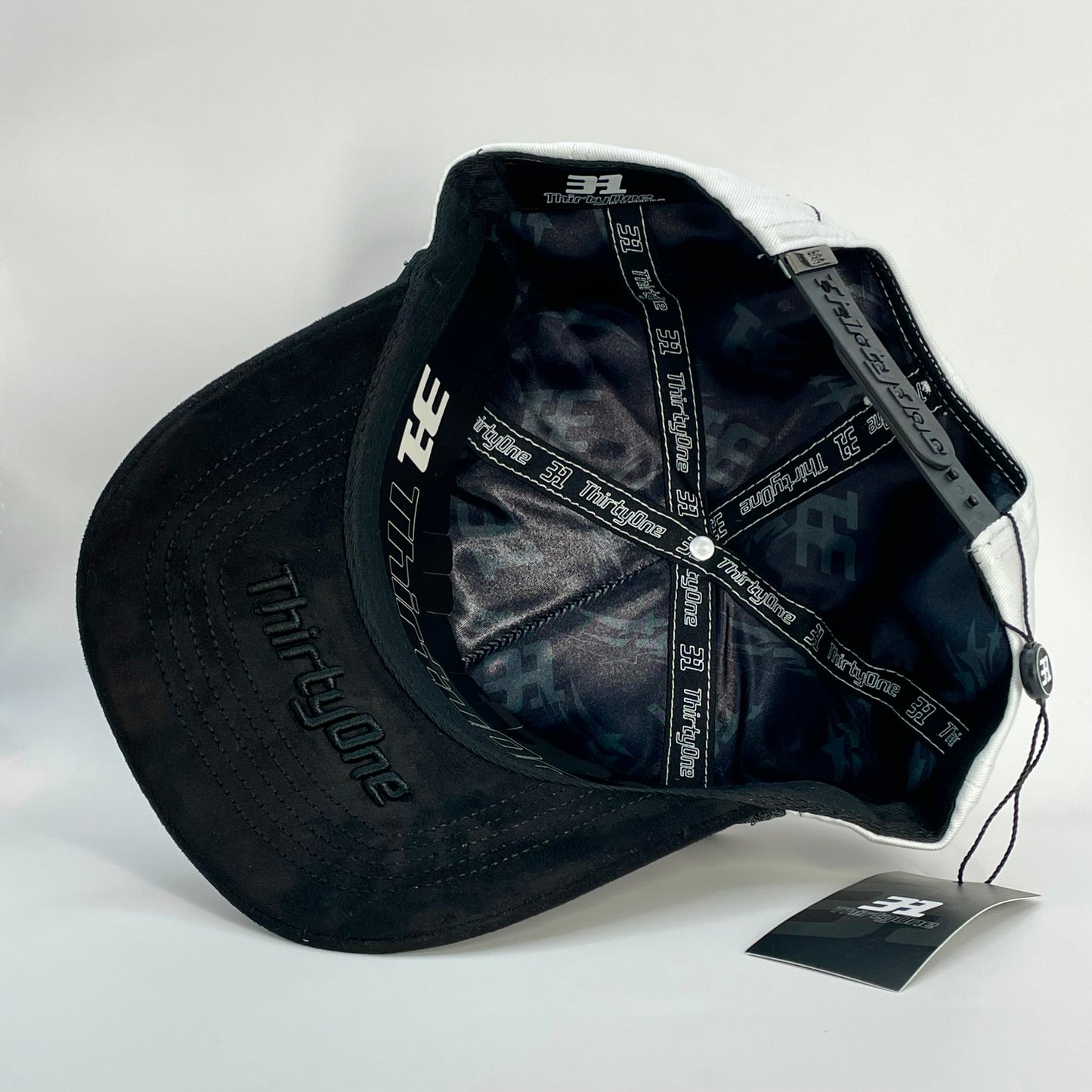 31 hats “World Champions”