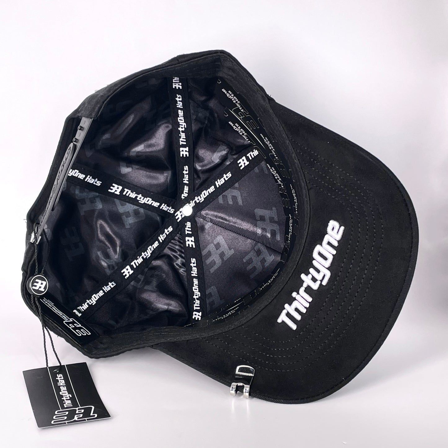 31 hats “LA Chrome” Black White